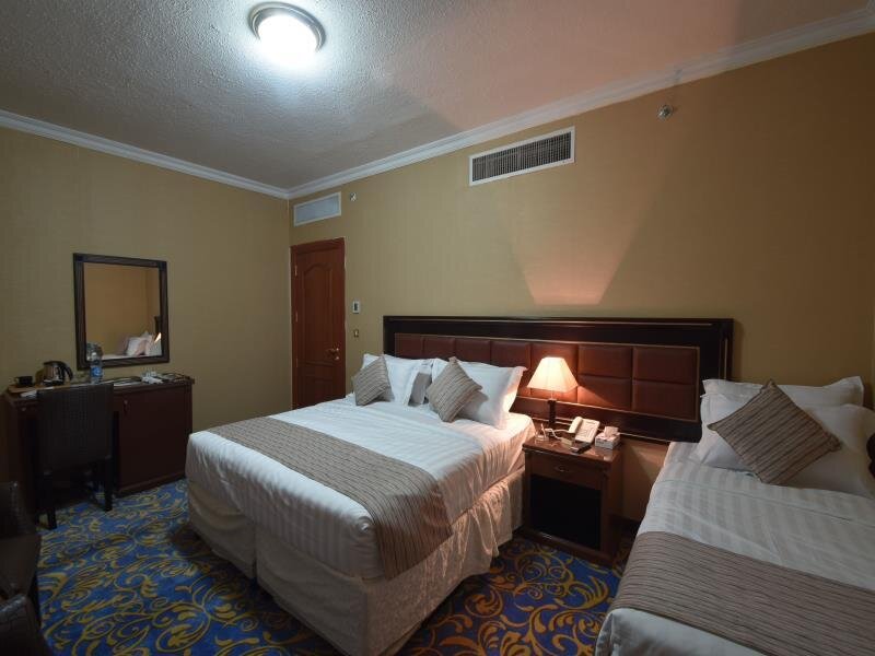 Standard Dreier Zimmer Dar Al Naeem Hotel