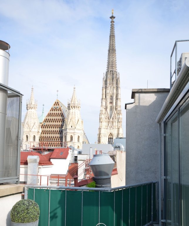 Luxus Zimmer 1 Schlafzimmer Penthouse mit Stadtblick City Center Penthouse Residence Graben