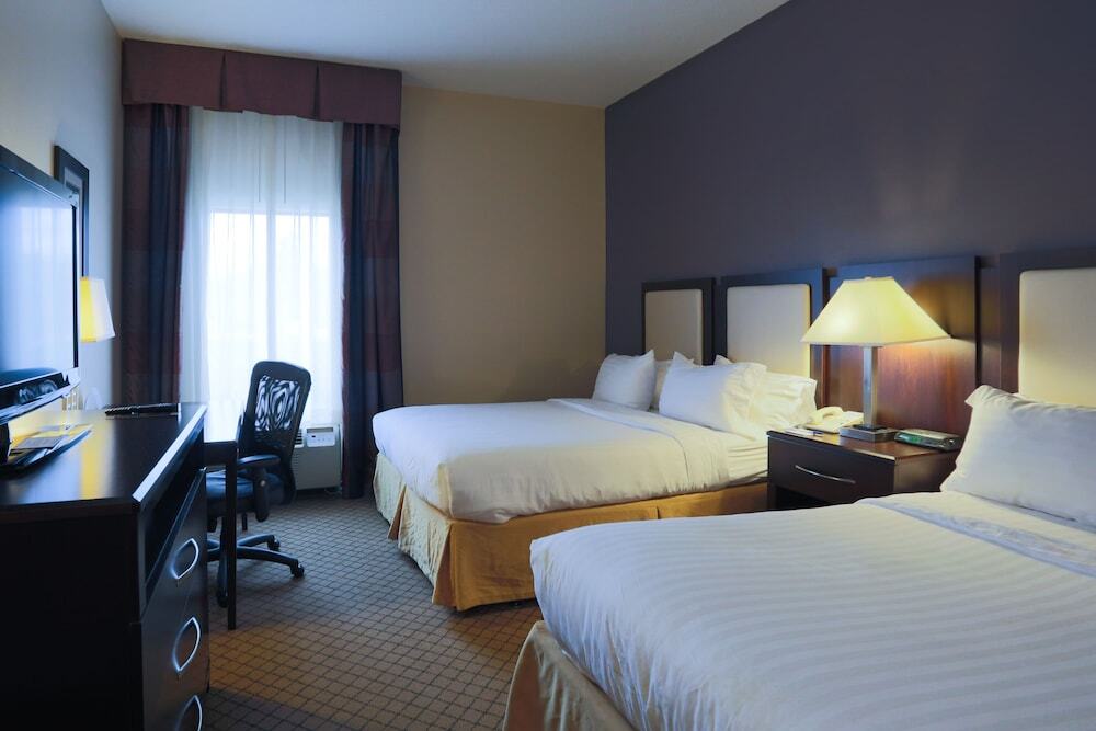 Люкс Holiday Inn Express Hotel & Suites Blythewood, an IHG Hotel