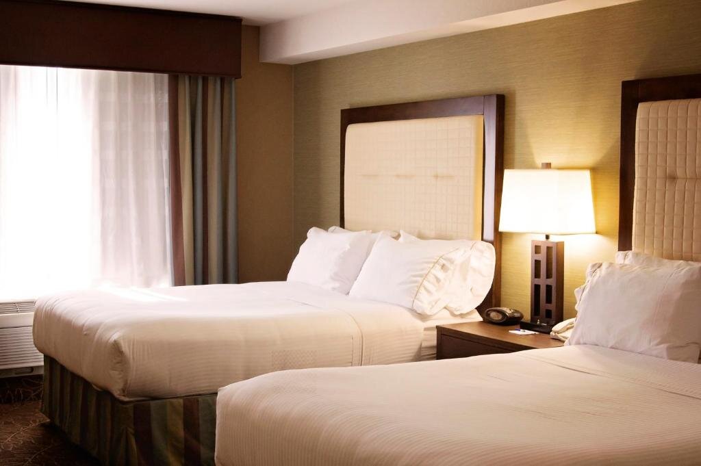 Двухместный номер Standard Holiday Inn Express & Suites Logan, an IHG Hotel