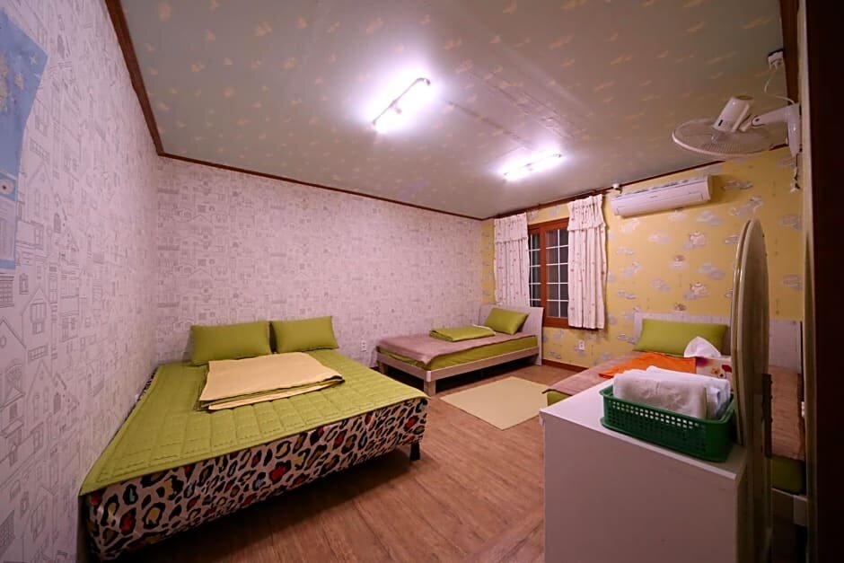 Standard quadruple chambre Gdygla Guesthouse