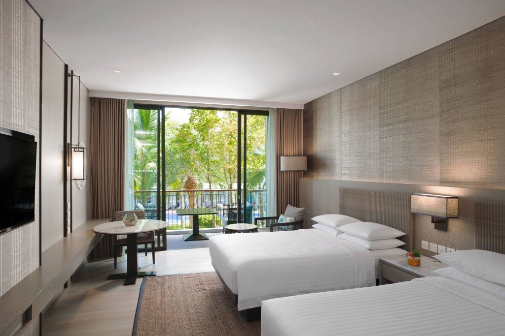 Двухместный номер Deluxe с балконом Phuket Marriott Resort and Spa, Nai Yang Beach