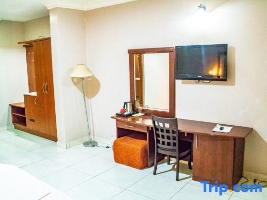 Executive Suite mit Gartenblick Denis Hotel Abuja