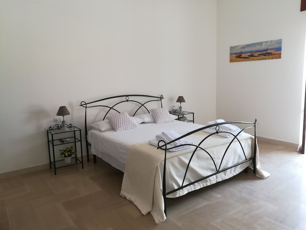 2 Bedrooms Suite with balcony Le Strazzigne