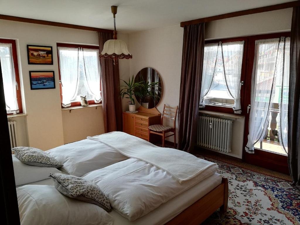 Standard Doppel Zimmer mit Balkon Hotel-Pension Zum Bierhaus
