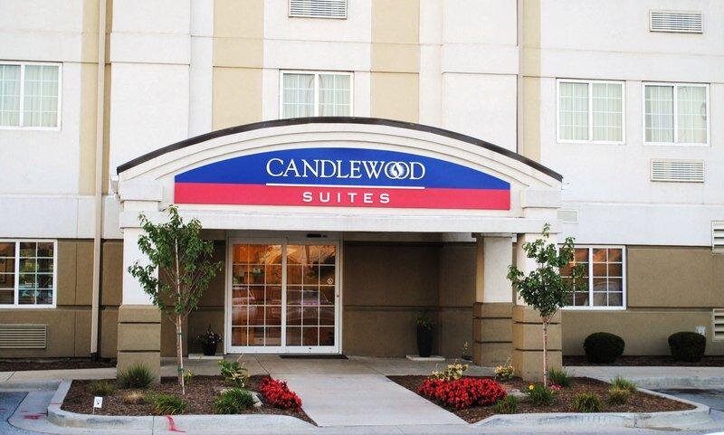 Полулюкс Candlewood Suites Fort Wayne - NW, an IHG Hotel