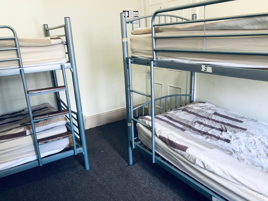 Кровать в общем номере Alba Hostel Glasgow