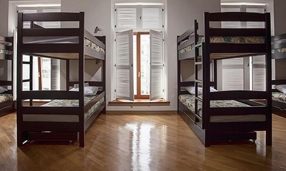 Cama en dormitorio compartido (dormitorio compartido femenino) EstherHouse - Hostel