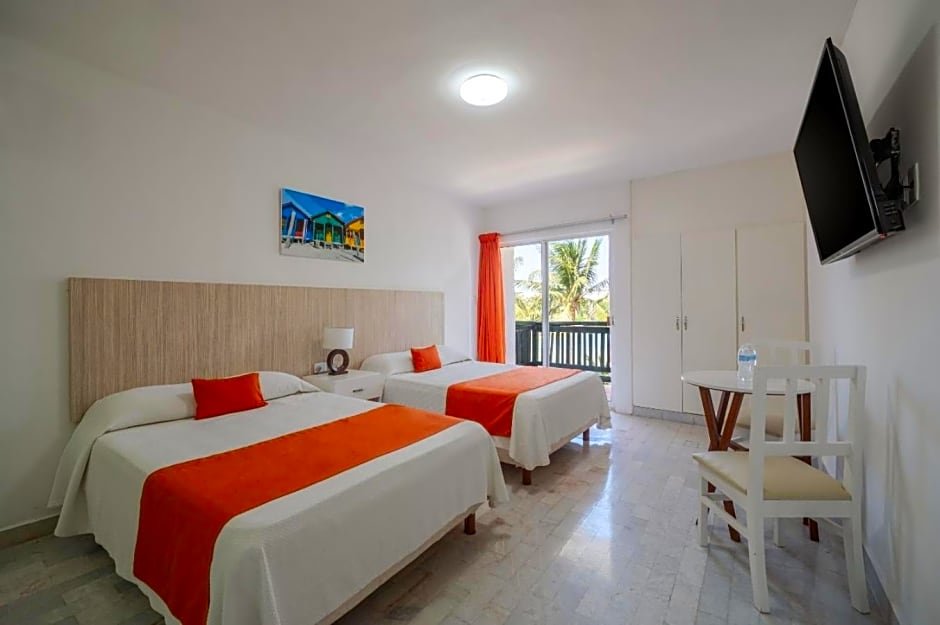 Двухместный номер Classic Hotel Imperial Laguna Faranda Cancún