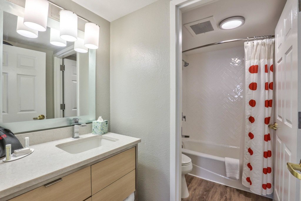 2 Bedrooms Suite TownePlace Suites by Marriott Tallahassee N Capital Circle