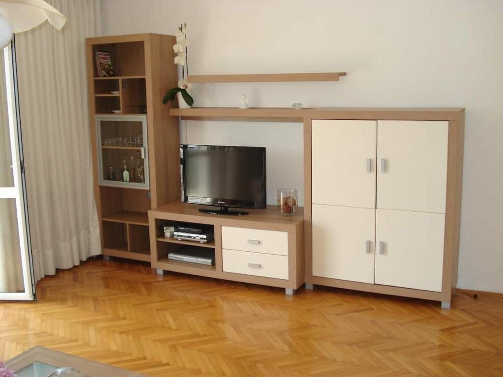 3 Bedrooms Apartment Apartments Luka