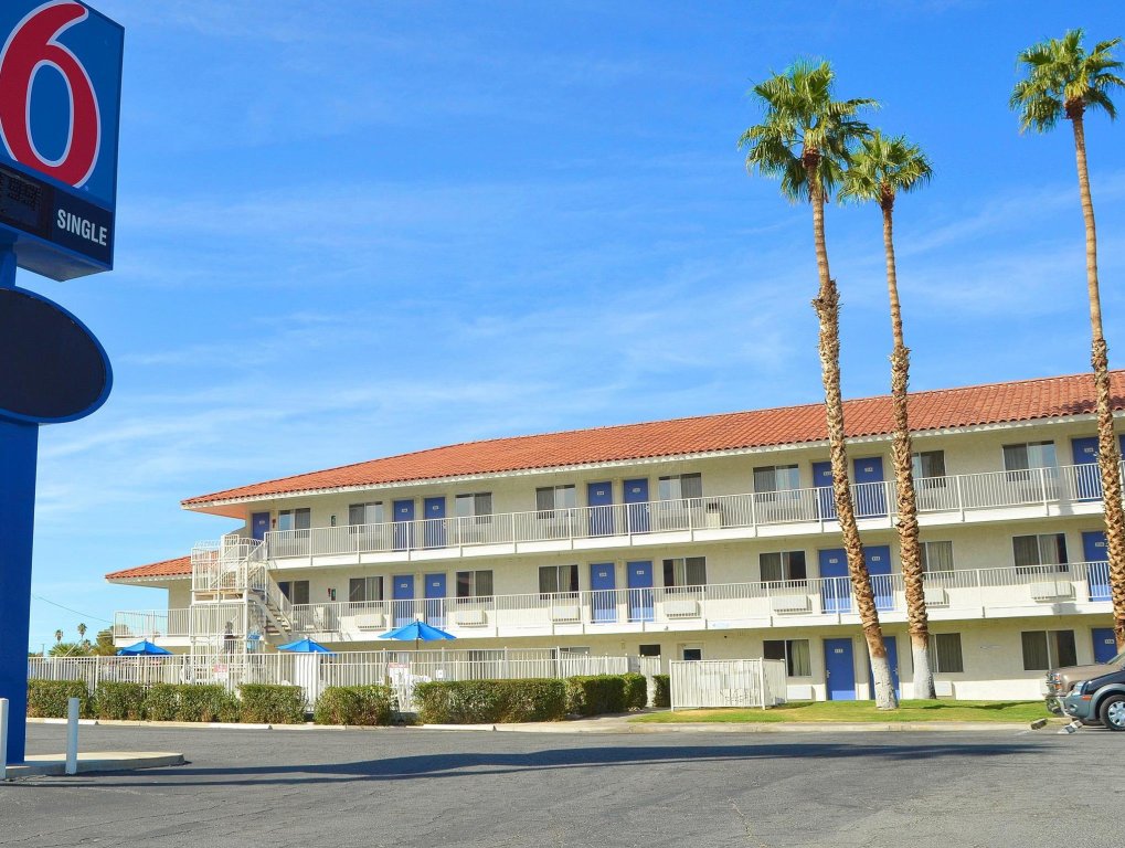 Standard Zimmer Motel 6-Twentynine Palms, CA