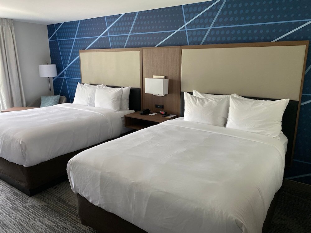 Четырёхместный люкс Premium Comfort Inn & Suites Gallatin - Nashville Metro