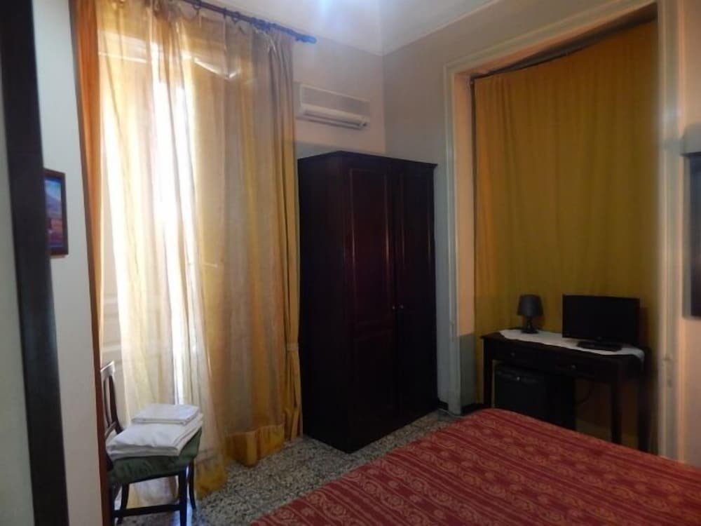 Standard Triple room with balcony Rooms 20 Settembre
