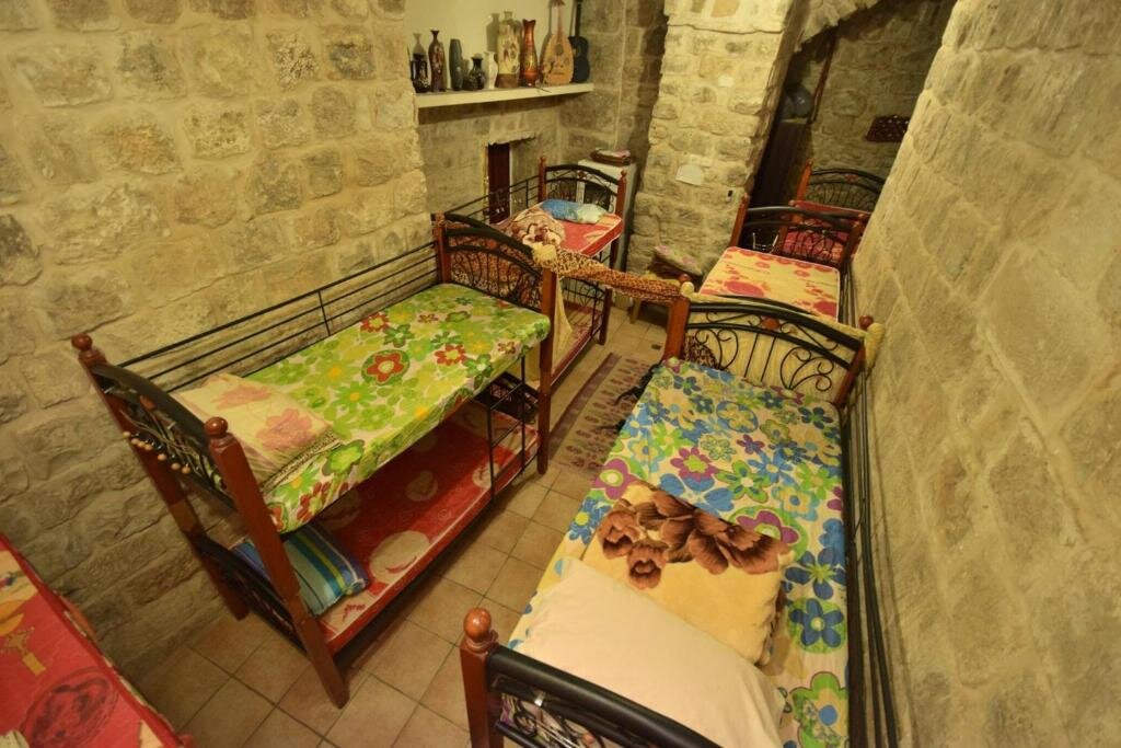 Кровать в общем номере (женский номер) Bab El-Silsileh Hostel