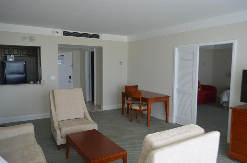 Standard Double room Lighthouse Pointe at Grand Lucayan