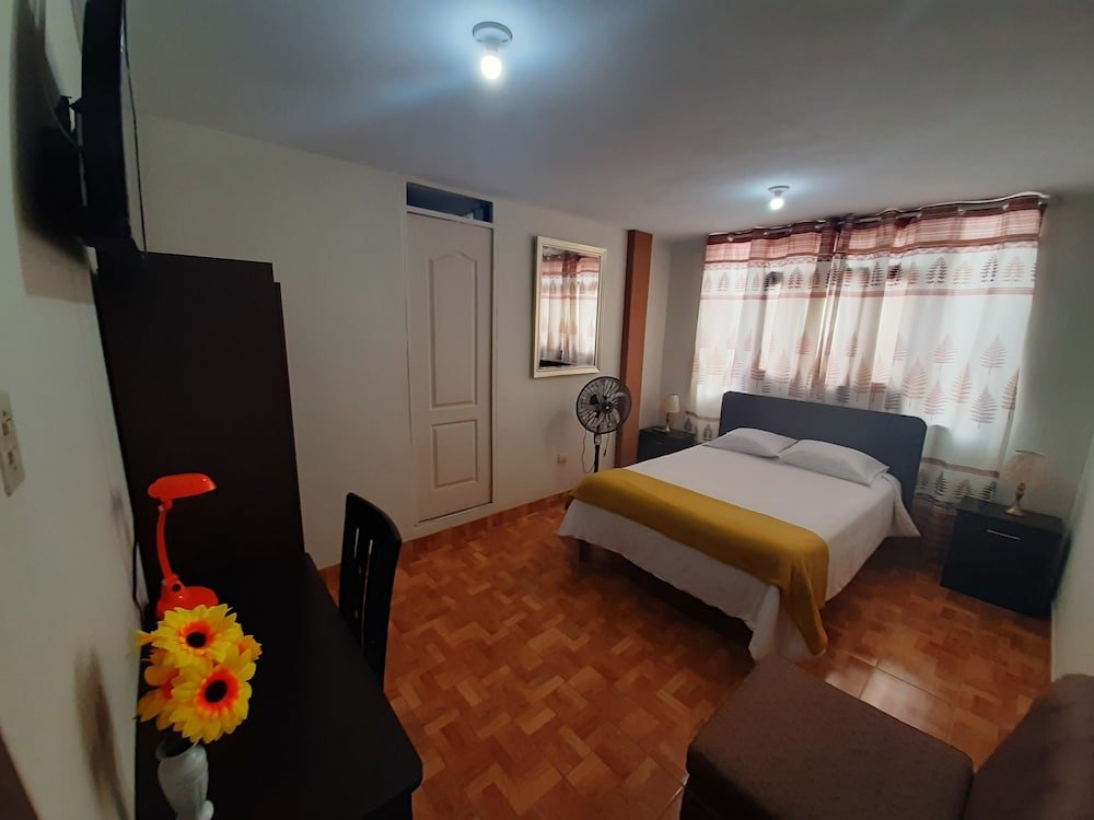 Standard Doppel Zimmer mit Balkon Apartments & Rooms Helena
