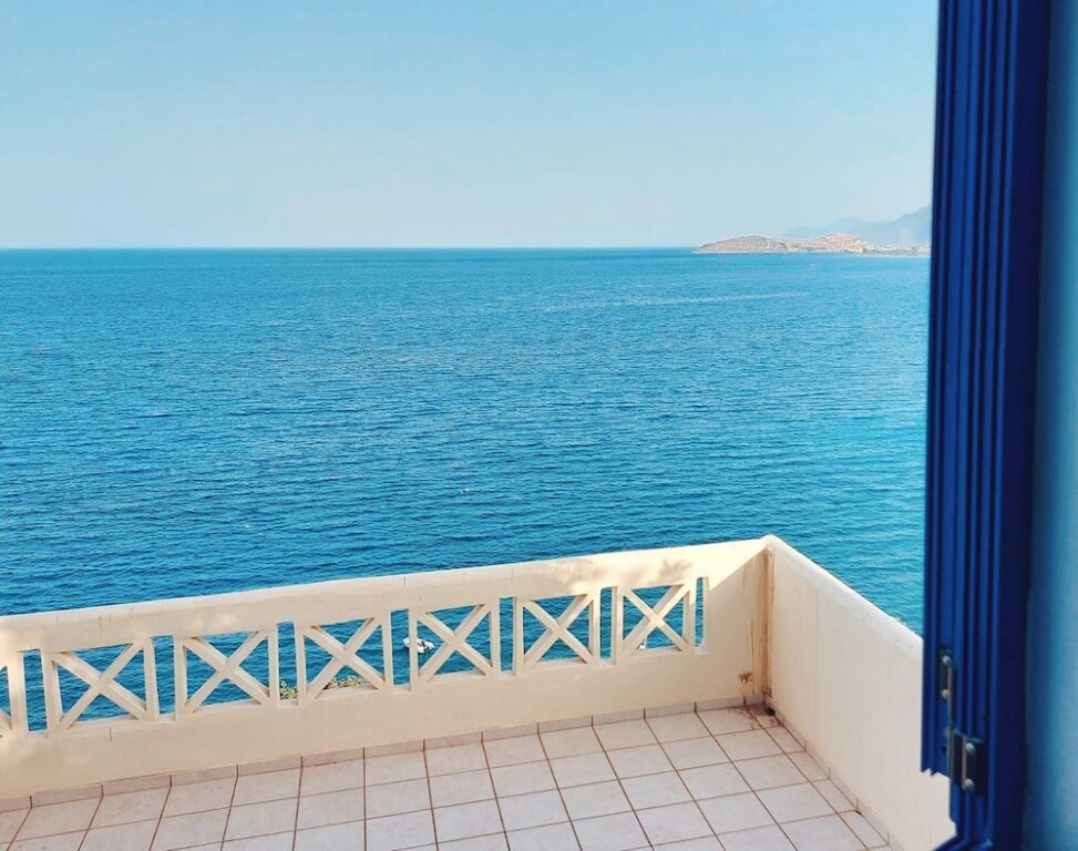 Вилла Deluxe с балконом и с видом на море Muses seaside Villas