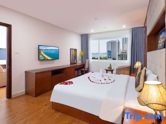 Люкс c 1 комнатой с видом на море T.78 Hotel Nha Trang