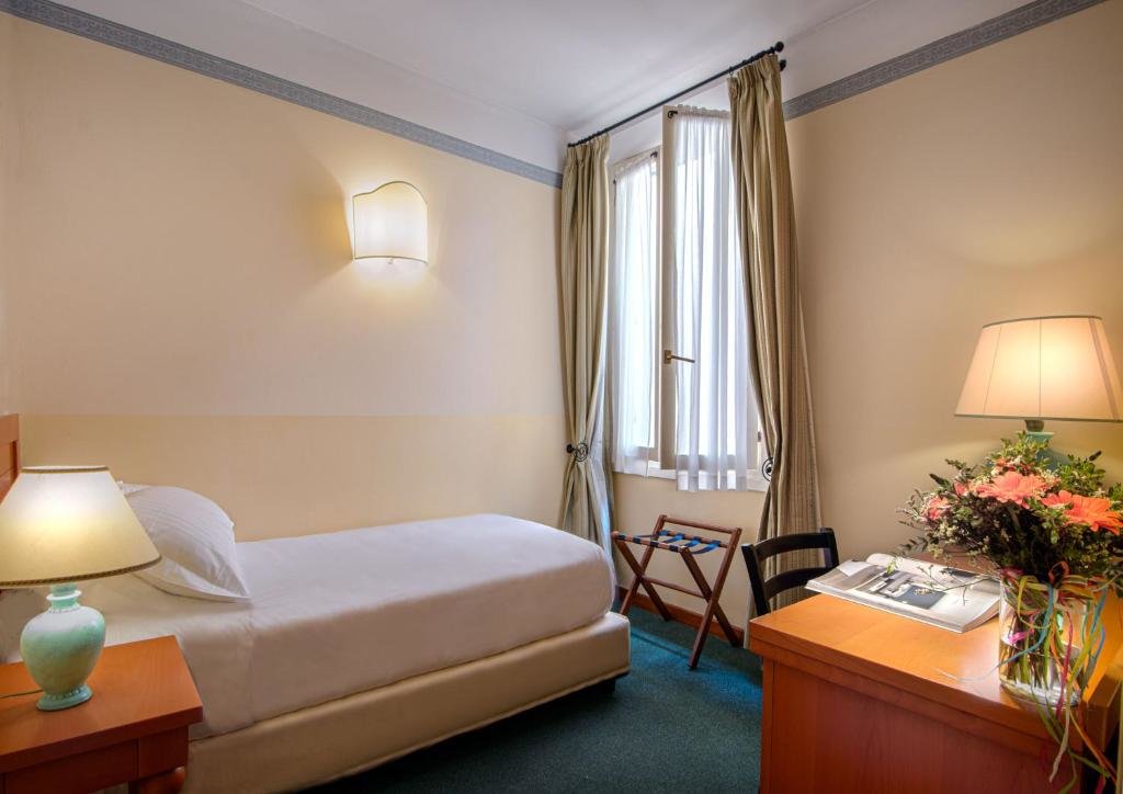 Standard Single room Hotel Botticelli