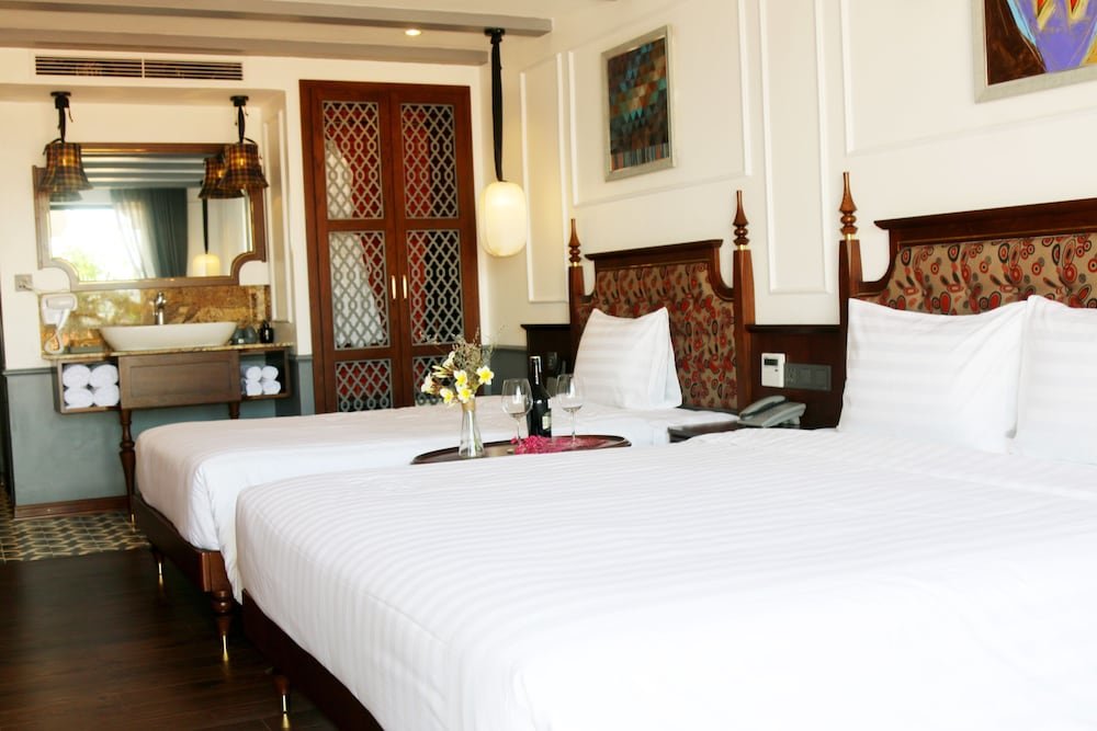 Deluxe Triple room with balcony Son Hoi An Boutique Hotel & Spa