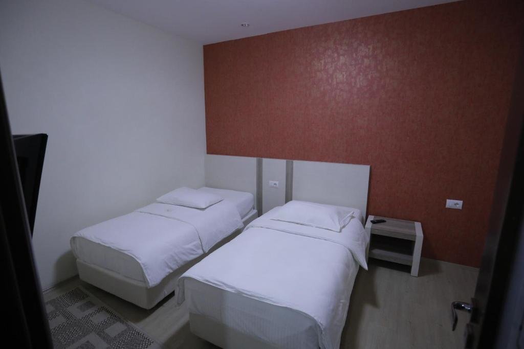 Standard quadruple chambre avec balcon Hotel 1 Maji