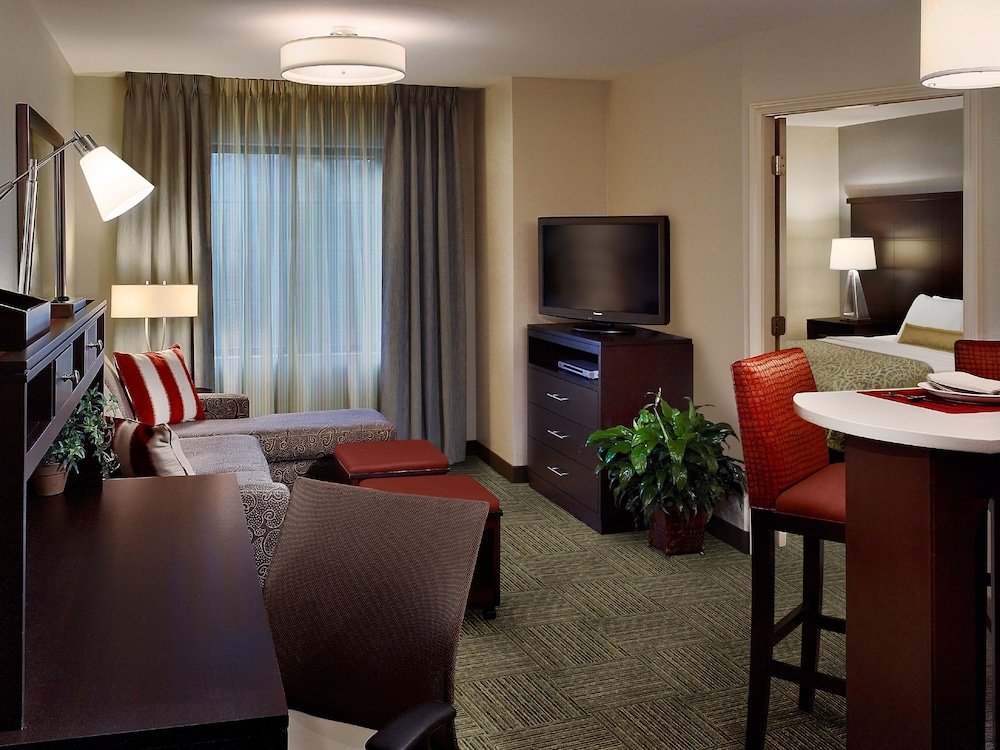 1 Bedroom Suite Staybridge Suites Rochester, an IHG Hotel