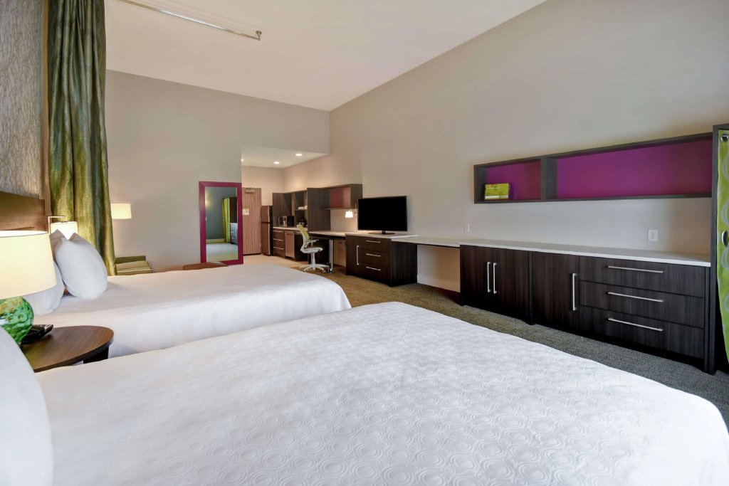 Двухместный номер Standard Home2 Suites by Hilton Wichita Northeast