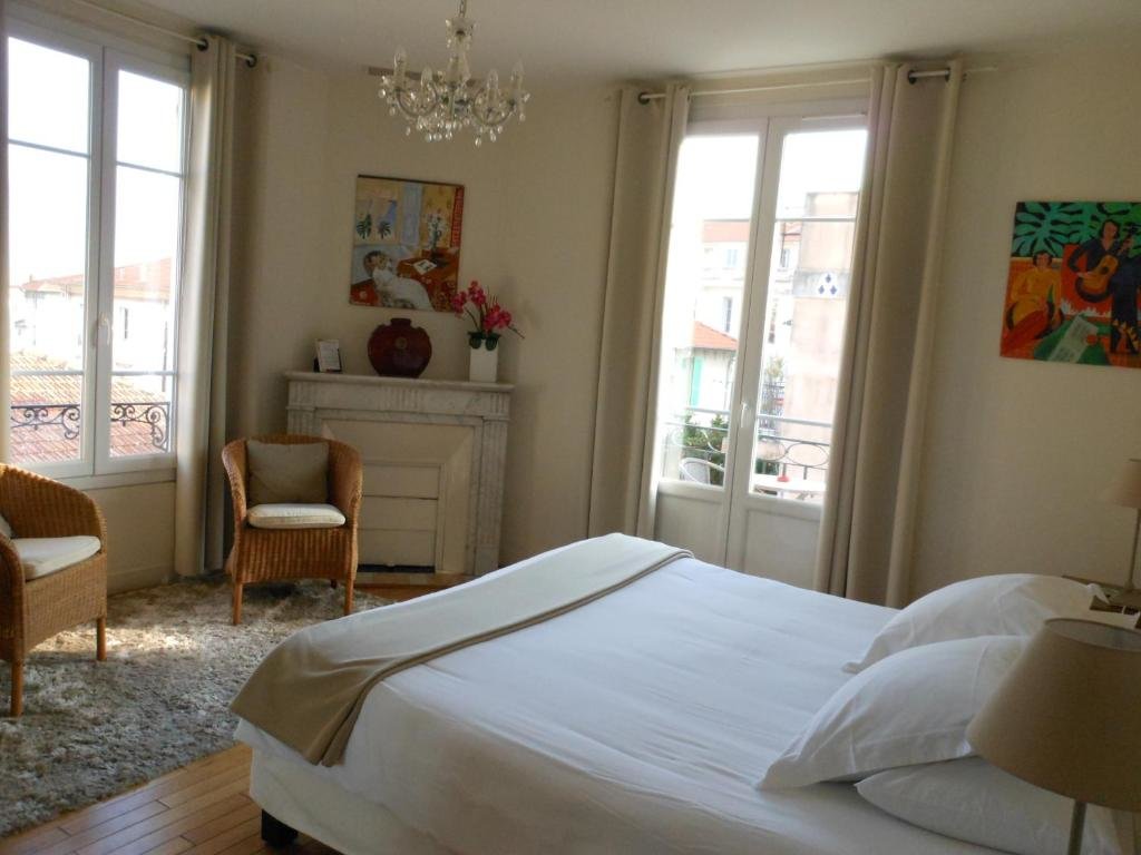 Superior Double room with balcony Hotel Villa Les Cygnes