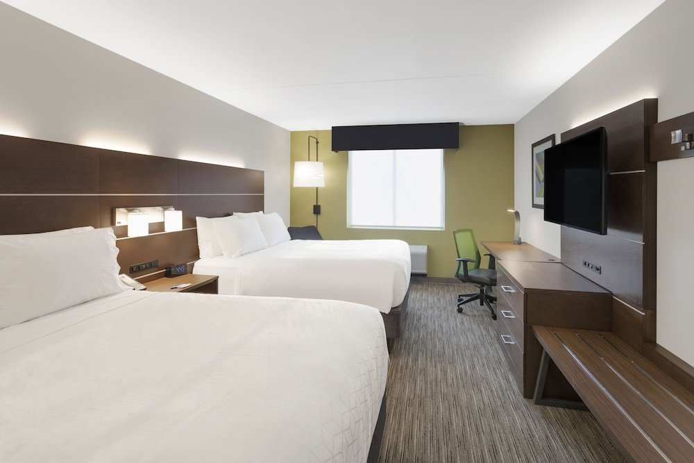 Standard Quadruple room Holiday Inn Express Exton