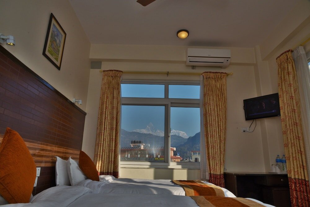 Двухместный номер Deluxe с балконом и с видом на город Hotel Point Pokhara