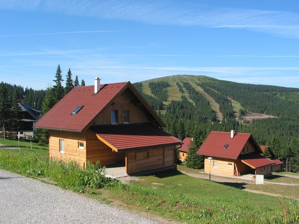 Cottage Chalet in Weinebene with Sauna