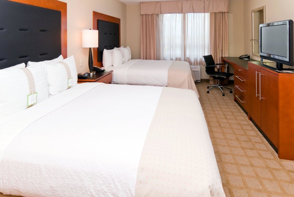 Standard Double room Crowne Plaza Fort Myers Gulf Coast, an IHG Hotel