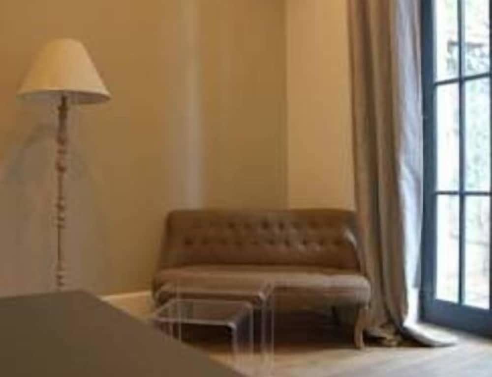Komfort Apartment La Villa Beaupeyrat - Apparthôtels de charme dans bâtisse de caractère