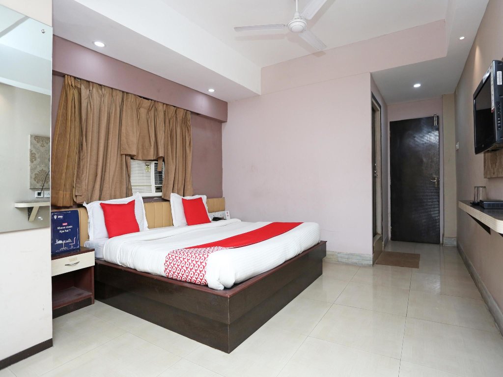 Deluxe room OYO 2838 Shree Guest House
