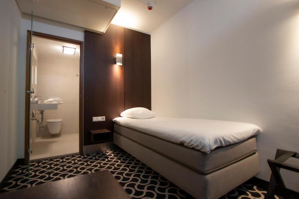 Comfort Single room Golden Tulip Hotel West-Ende