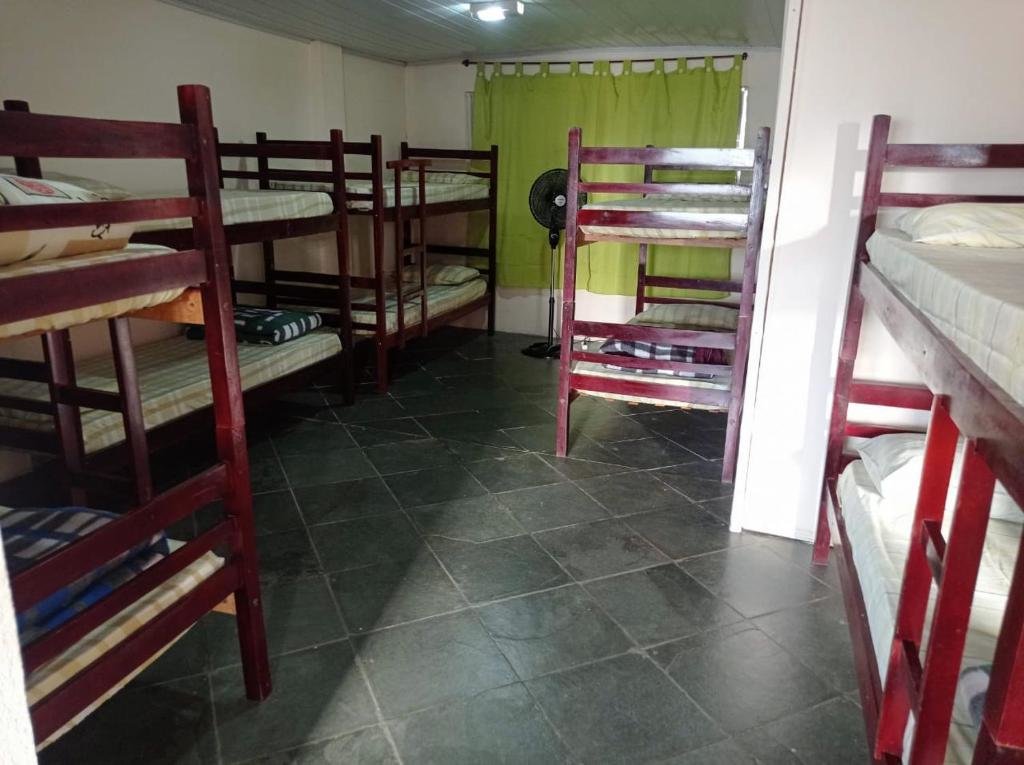 Кровать в общем номере (женский номер) Pousada Videiras Santa Rita de Cássia
