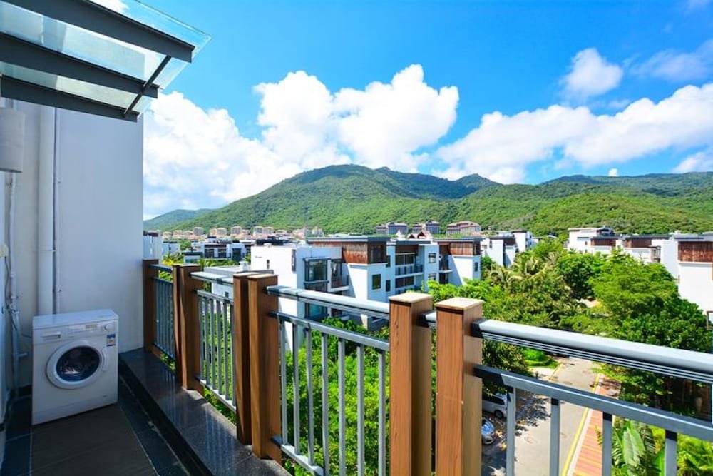 2 Bedrooms Suite with golf view Sanya Princess Villa of Phase 3