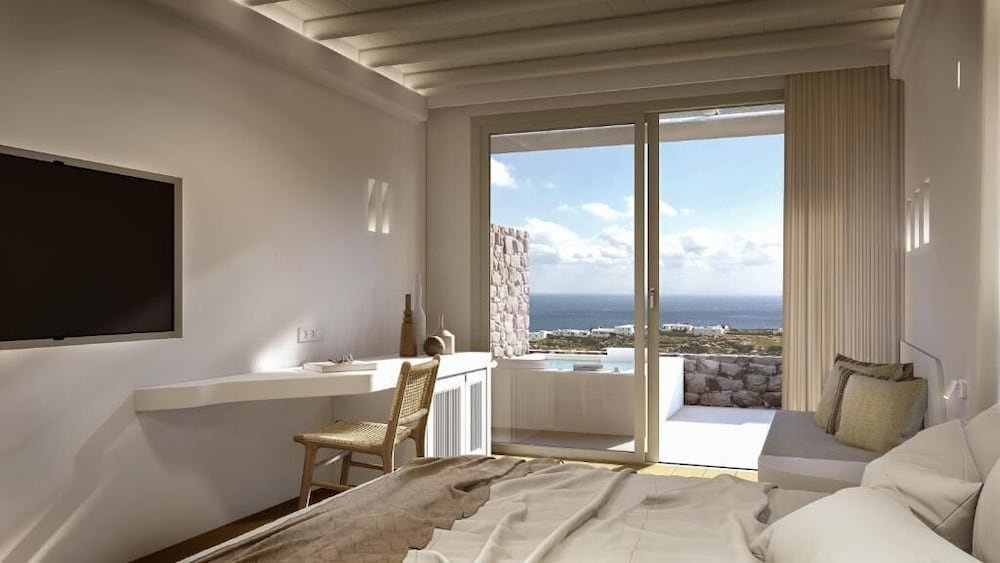 Полулюкс с балконом Nomia Sunset Suites Mykonos