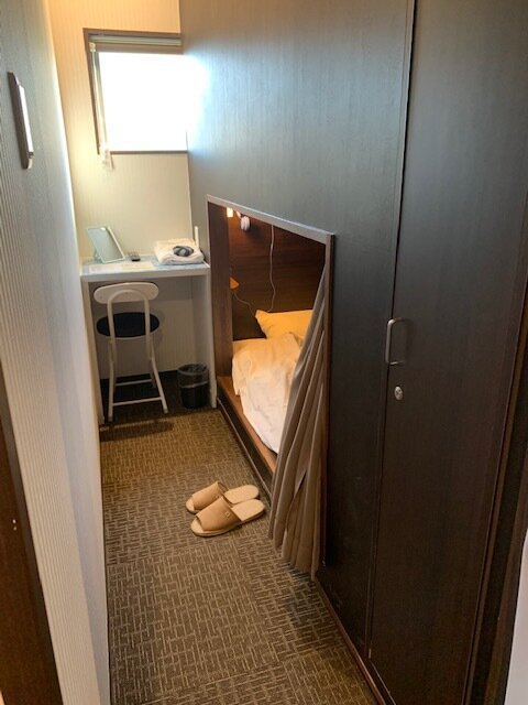 Кровать в общем номере (женский номер) Hotel Famitic Nikko Station