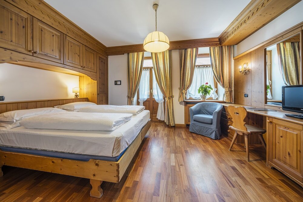 Standard Doppel Zimmer mit Balkon Franceschi Park Hotel