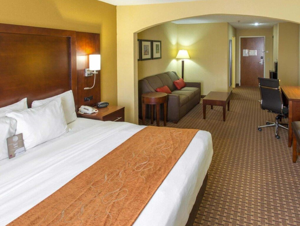 Двухместный люкс c 1 комнатой Comfort Suites Port Allen - Baton Rouge