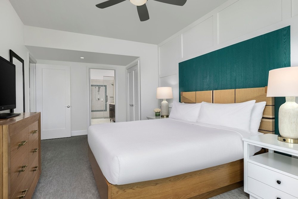 2 Bedrooms Villa with balcony Marriott's Oceana Palms