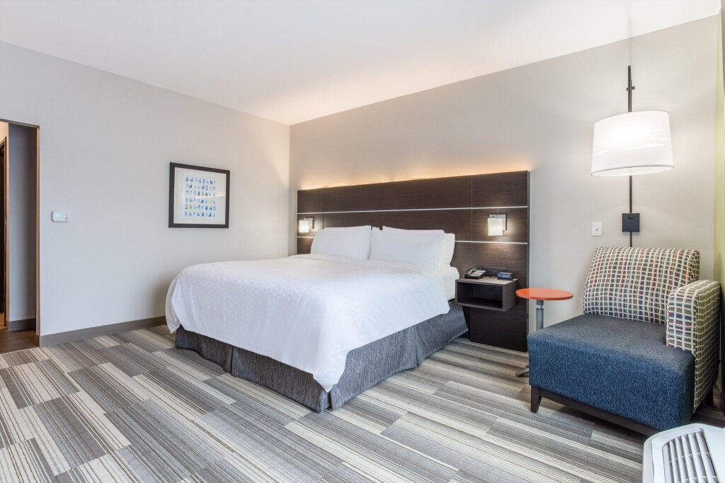 Номер Standard Holiday Inn Express & Suites - Ottawa, an IHG Hotel