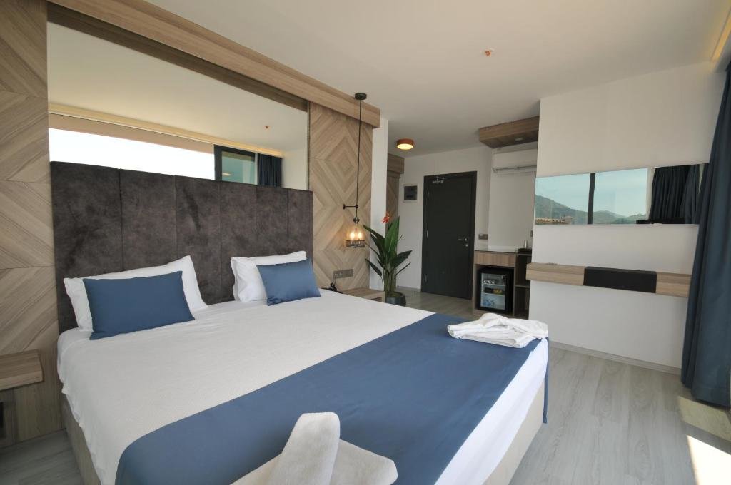 Deluxe Double room with sea view Class Unique Beach