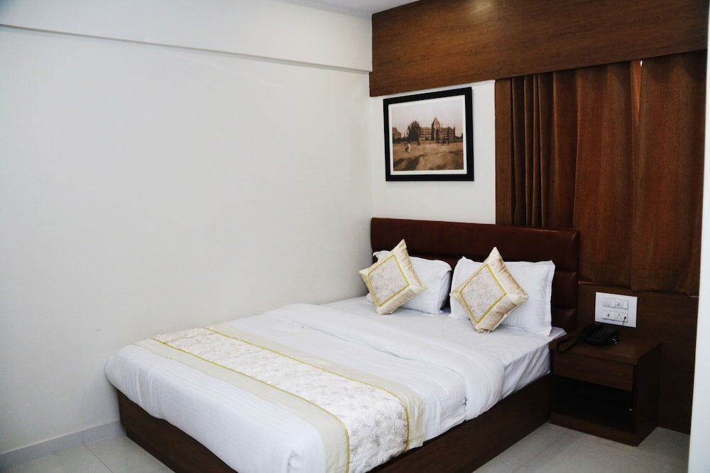 Номер Standard Hotel Crystal Luxury Inn- Bandra