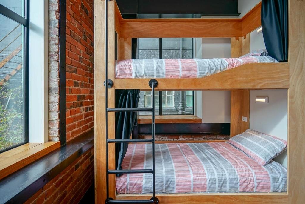 Кровать в общем номере The Marion Hostel