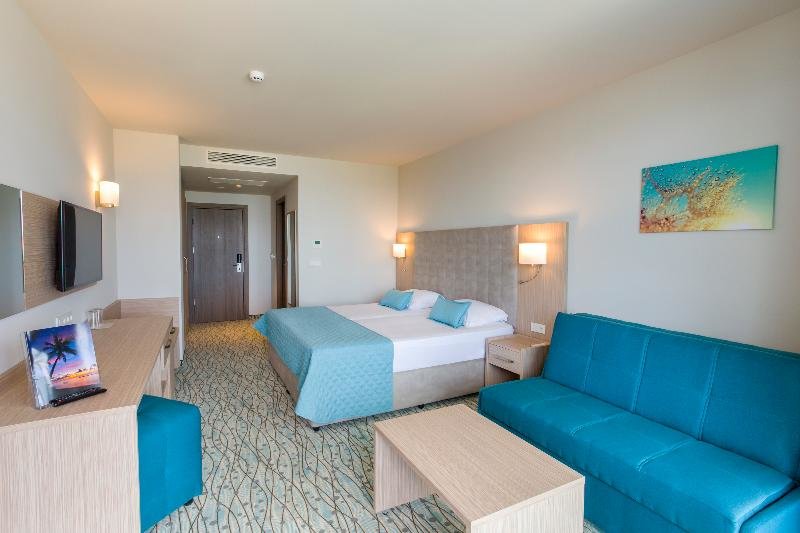 Standard Double room with balcony Astoria Hotel All Inclusive & Private Beach