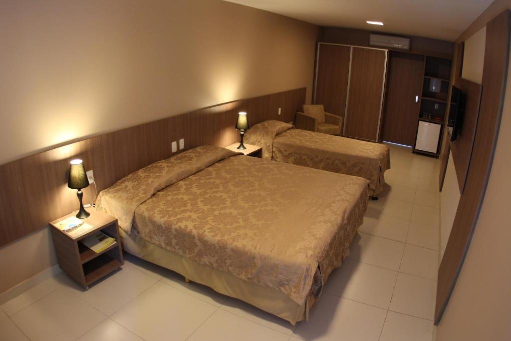 Четырёхместный номер Luxury Amuarama Hotel