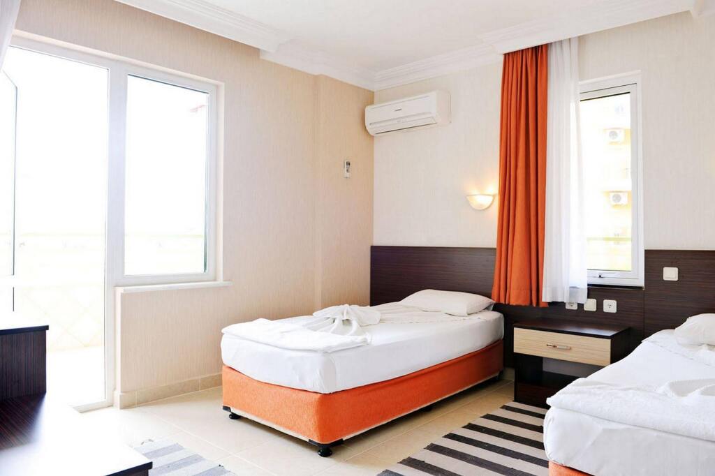 Kleopatra bavyera hotel. Апарт отель бонус. Apart Hotel надпись. Coop Apart-Hotel. Grand Square stay Hotel Apartments Apart Hotel 3*.